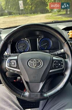 Седан Toyota Camry 2015 в 
