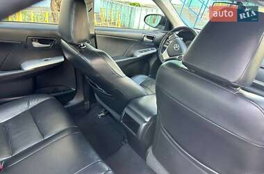 Седан Toyota Camry 2014 в 