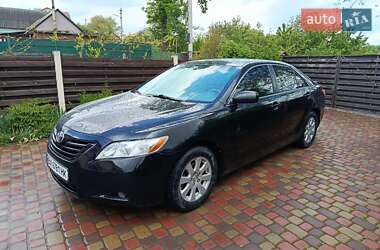 Седан Toyota Camry 2007 в Хмельницком