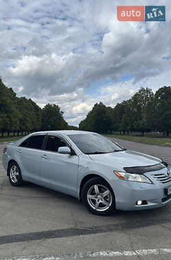 Седан Toyota Camry 2008 в Сумах