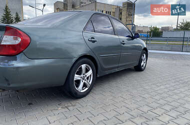 Седан Toyota Camry 2002 в 