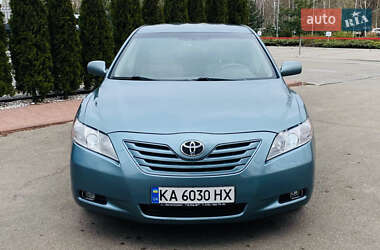 Седан Toyota Camry 2009 в Києві