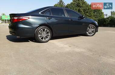 Седан Toyota Camry 2015 в 