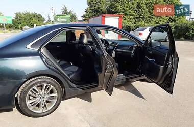 Седан Toyota Camry 2015 в 