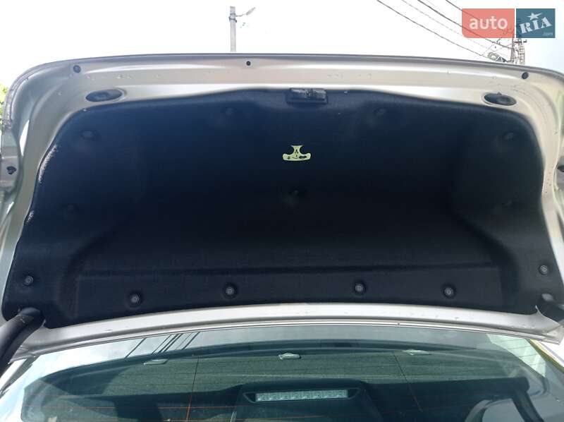 Седан Toyota Camry 2018 в Львове