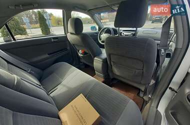 Седан Toyota Camry 2005 в 
