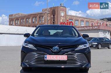 Седан Toyota Camry 2020 в 