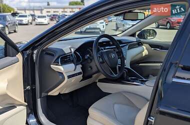 Седан Toyota Camry 2020 в 
