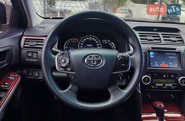 Седан Toyota Camry 2012 в 