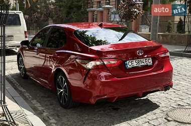 Седан Toyota Camry 2018 в 