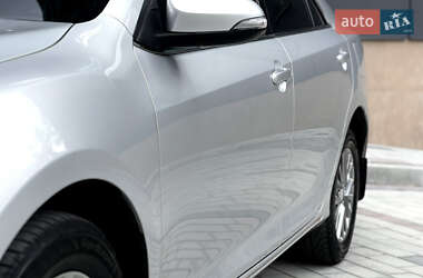 Седан Toyota Camry 2014 в 