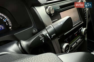 Седан Toyota Camry 2014 в 