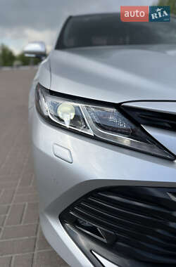 Седан Toyota Camry 2018 в 