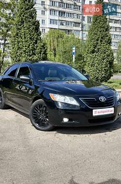 Седан Toyota Camry 2008 в Сумах