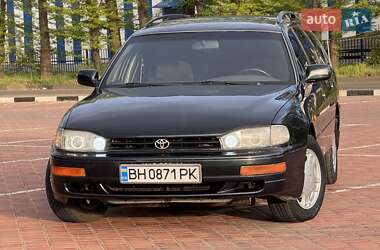 Универсал Toyota Camry 1994 в 