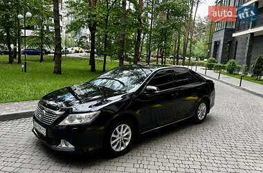 Седан Toyota Camry 2012 в 
