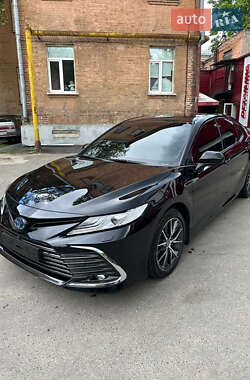 Седан Toyota Camry 2023 в Харкові
