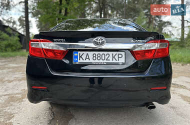 Седан Toyota Camry 2014 в 