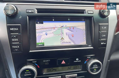 Седан Toyota Camry 2013 в 