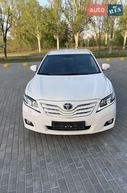 Седан Toyota Camry 2009 в Кам'янському