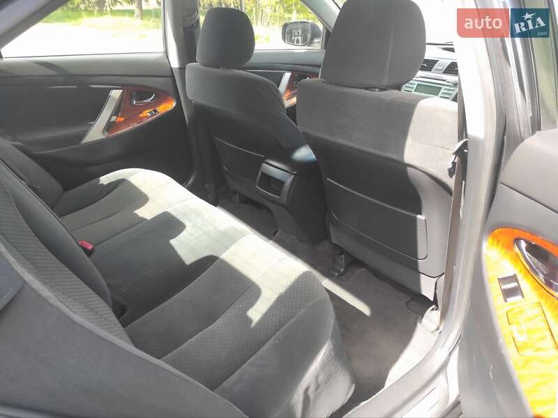 Седан Toyota Camry 2007 в Чернігові