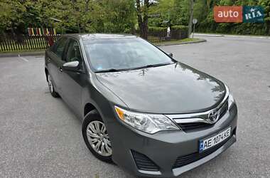 Седан Toyota Camry 2012 в 