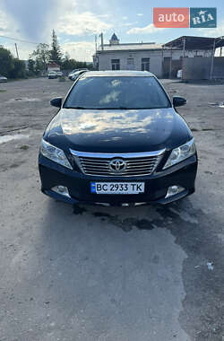 Седан Toyota Camry 2012 в 