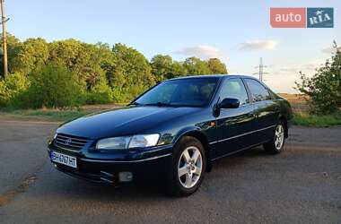 Седан Toyota Camry 1997 в 