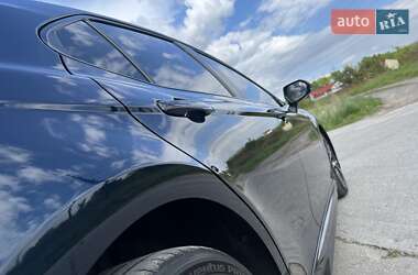 Седан Toyota Camry 2019 в 