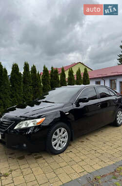 Седан Toyota Camry 2008 в Львові