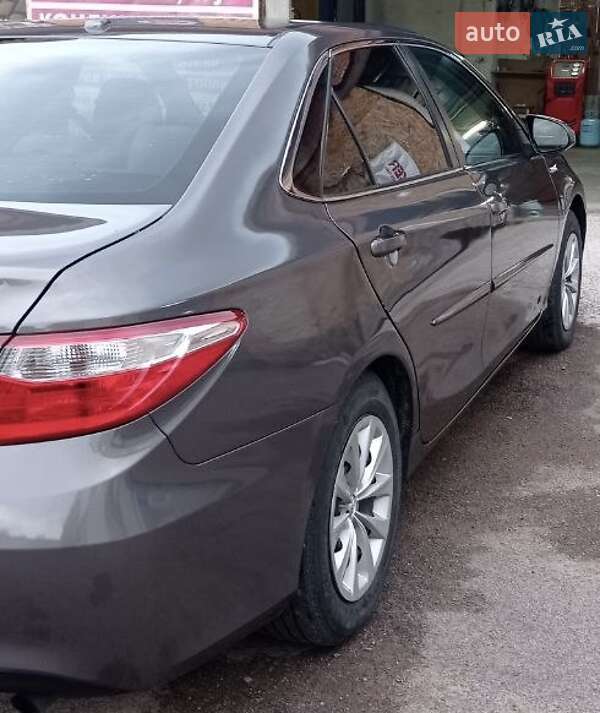 Седан Toyota Camry 2015 в Киеве фото 13 Седан Toyota Camry 2015 в Киеве