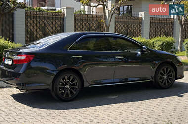 Седан Toyota Camry 2013 в 