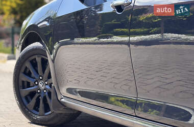 Седан Toyota Camry 2013 в 