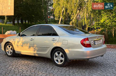 Седан Toyota Camry 2004 в Каменец-Подольском