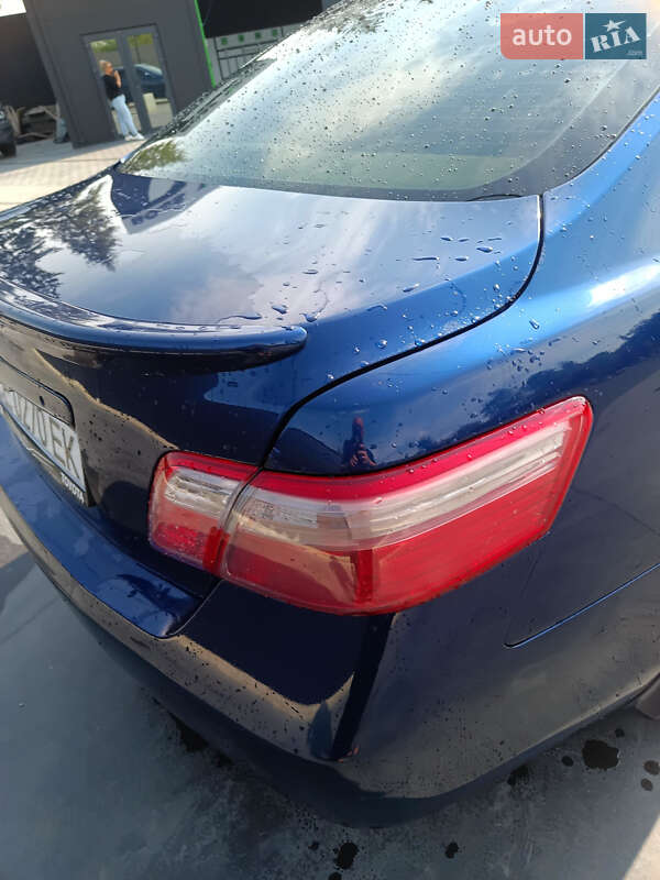 Седан Toyota Camry 2007 в Чернівцях