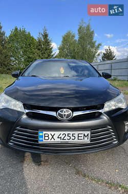 Седан Toyota Camry 2016 в Києві