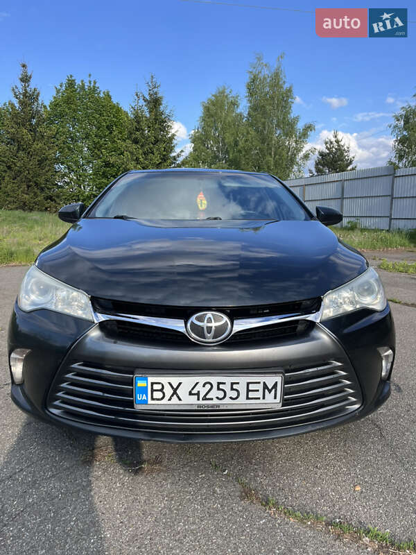 Седан Toyota Camry 2016 в 