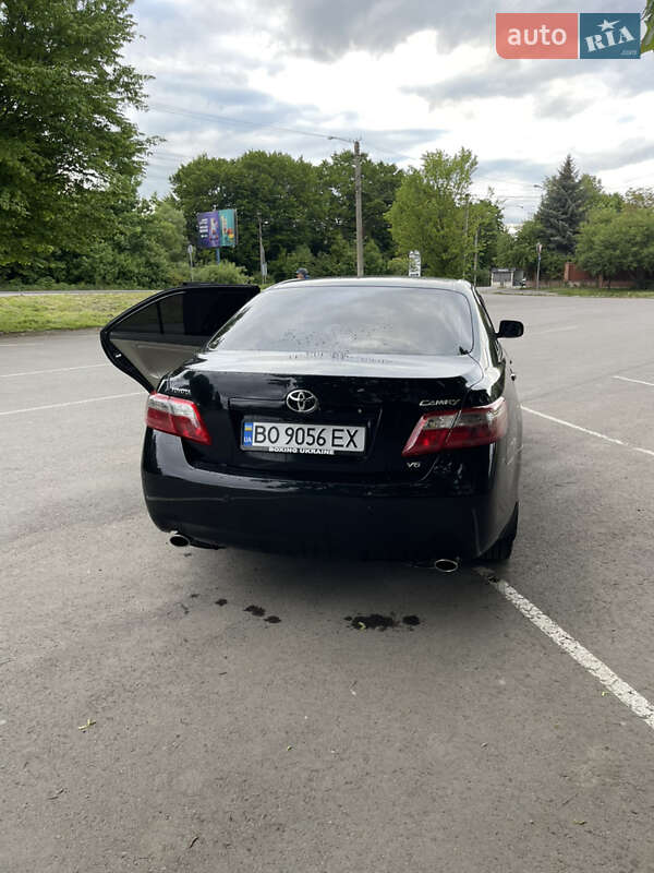 Седан Toyota Camry 2008 в Івано-Франківську
