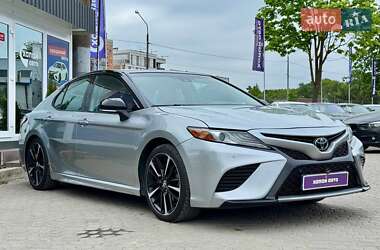 Седан Toyota Camry 2018 в 