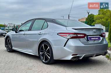 Седан Toyota Camry 2018 в 