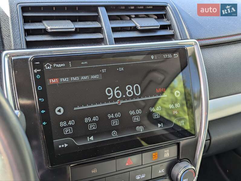 Седан Toyota Camry 2015 в Киеве