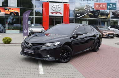 Седан Toyota Camry 2020 в Житомирі