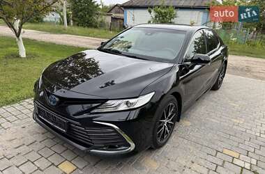 Седан Toyota Camry 2022 в Умани