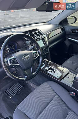 Седан Toyota Camry 2015 в 