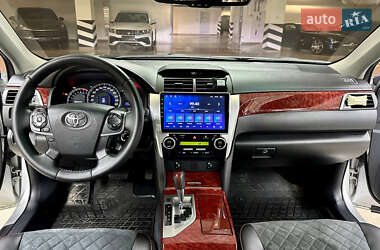 Седан Toyota Camry 2011 в 