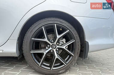 Седан Toyota Camry 2011 в 