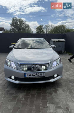 Седан Toyota Camry 2011 в 