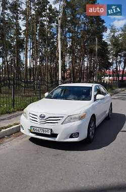 Седан Toyota Camry 2011 в Киеве