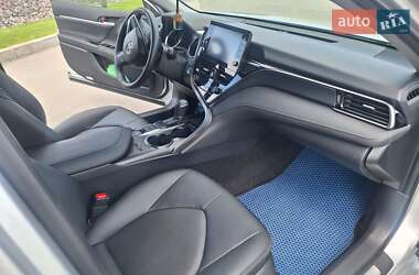 Седан Toyota Camry 2024 в 