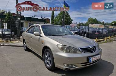Седан Toyota Camry 2003 в Николаеве